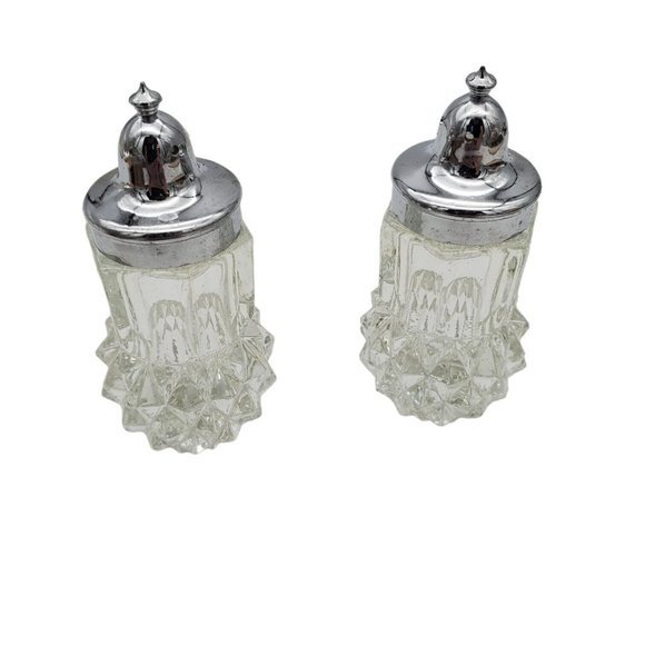 Vintage NOS Diamond Point Salt & Pepper Shakers Crystal 0174 Indiana‎ Glass Co. - Picture 2 of 11